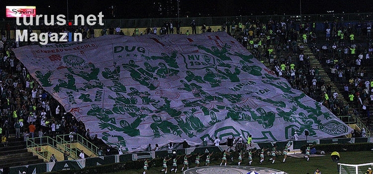 Fans der Sociedade Esportiva Palmeiras São Paulo im Palestra Itália (Foto: T. Hänsch www.unveu.de)