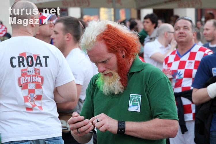 irische und kroatische Fans in Poznan
