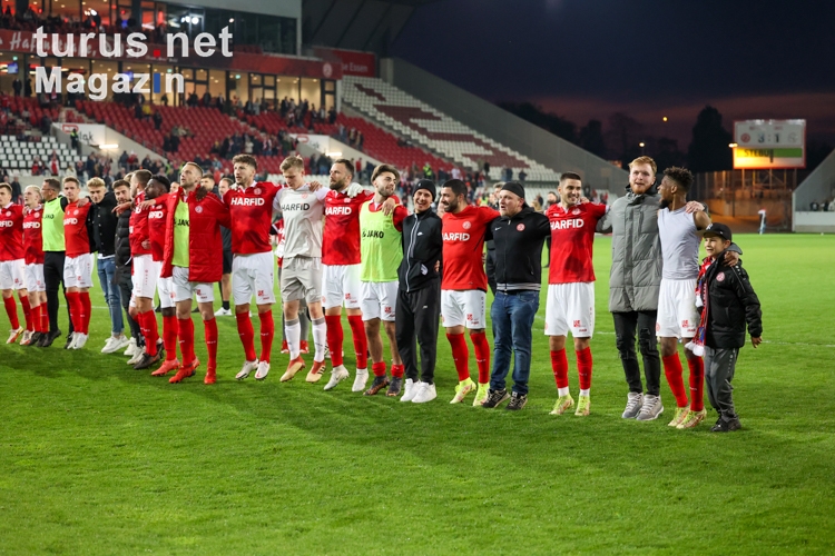 Rot-Weiss Essen feiert Sieg gegen FC Wegberg-Beeck 29.04.2022