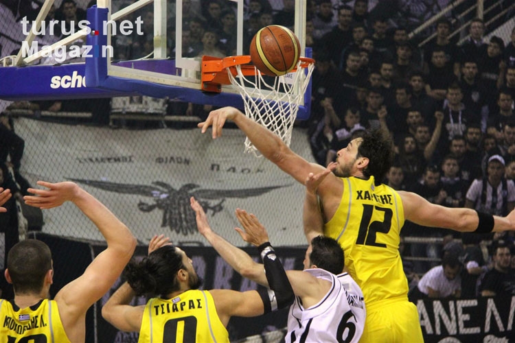 griechisches Basketball Derby PAOK BC vs. ARIS BC