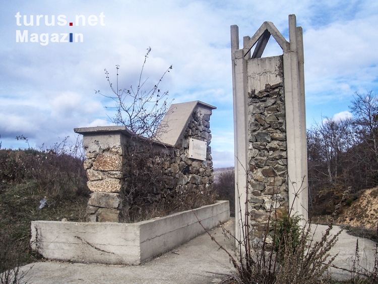 Denkmal auf dem Palazlija (1394 Meter)