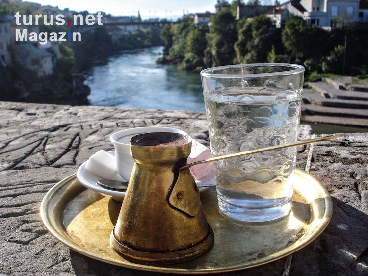 Kaffee trinken in Mostar