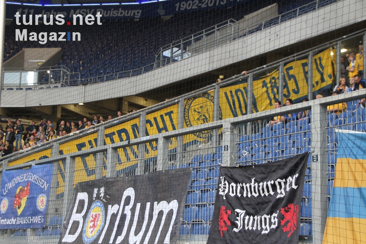Zaunfahnen Eintracht Braunschweig