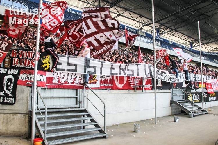 Kaiserslautern Fans in Duisburg