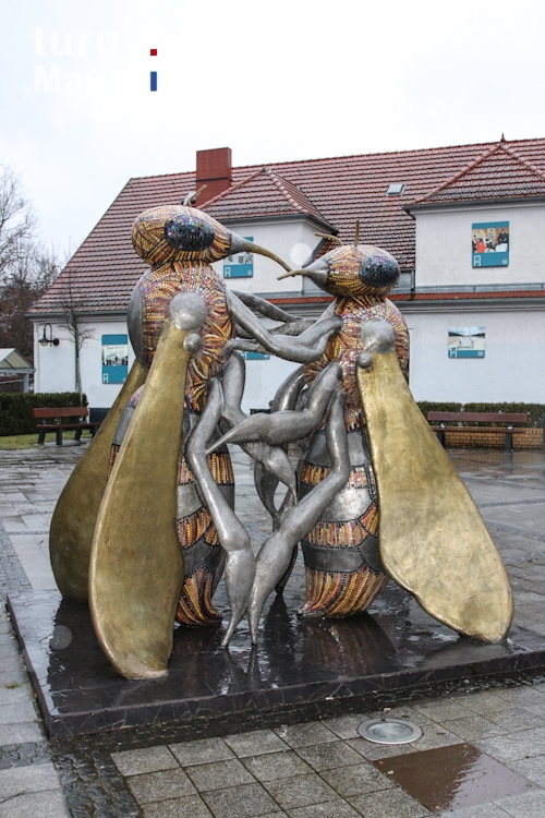 Bienenskulpturen in Hohen Neuendorf