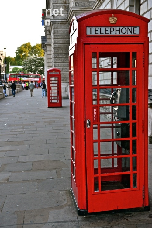rote englische Telefonzellen in London