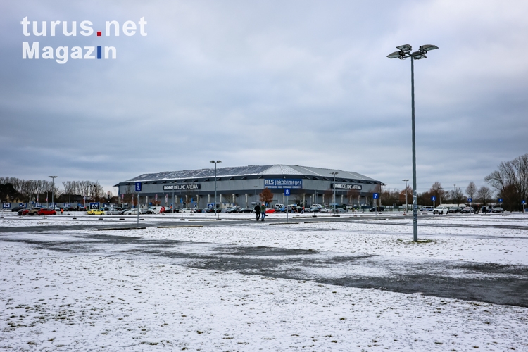 Home Deluxe Arena Paderborn Außenaufnahme Winter