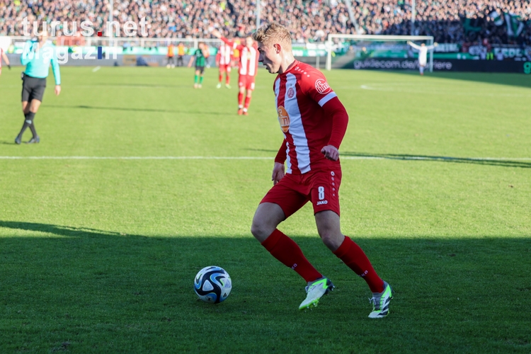 Cedric Harenbrock Preußen Münster vs. Rot-Weiss Essen Spielfotos 28.01.2024