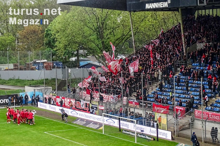 SV Waldhof Mannheim vs. Rot-Weiss Essen