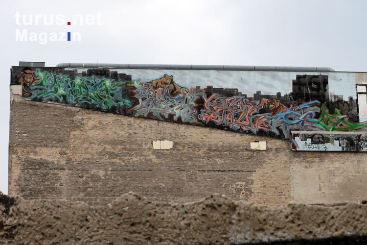 Die Bären kommen, Graffiti in Berlin Kreuzberg