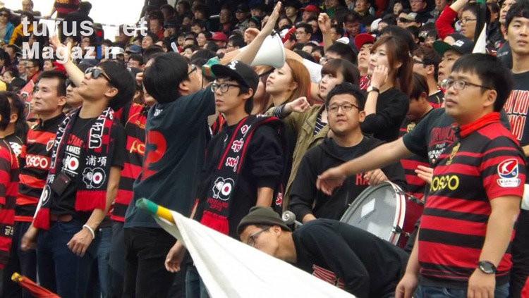 Jeonbuk Motors vs. Pohang Steelers im Pokalfinale 2013