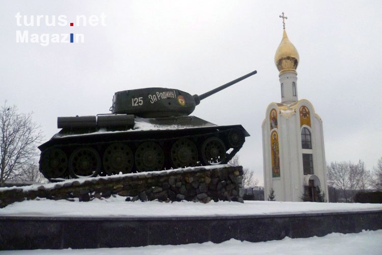 Panzer und Kirche in Tiraspol