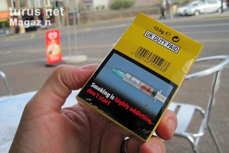 Warnung auf einer britischen Zigarettenschachtel (Anspielung mit irischen Farben?!)