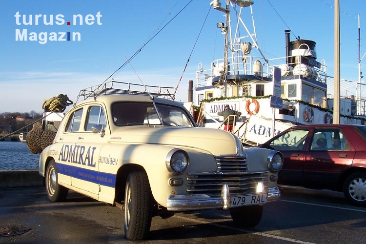 altes Fahrzeug am Hafen von Tallinn