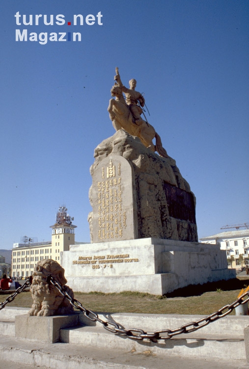 Reiterdenkmal Damdin Süchbaatar