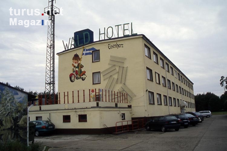 Waldhotel Eisenherz in Schattin, ehemalige Kaserne der DDR-Grenztruppen