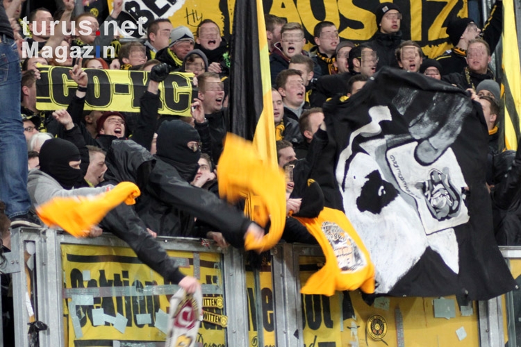 Dortmunder präsentieren Material von Dynamo Dresden