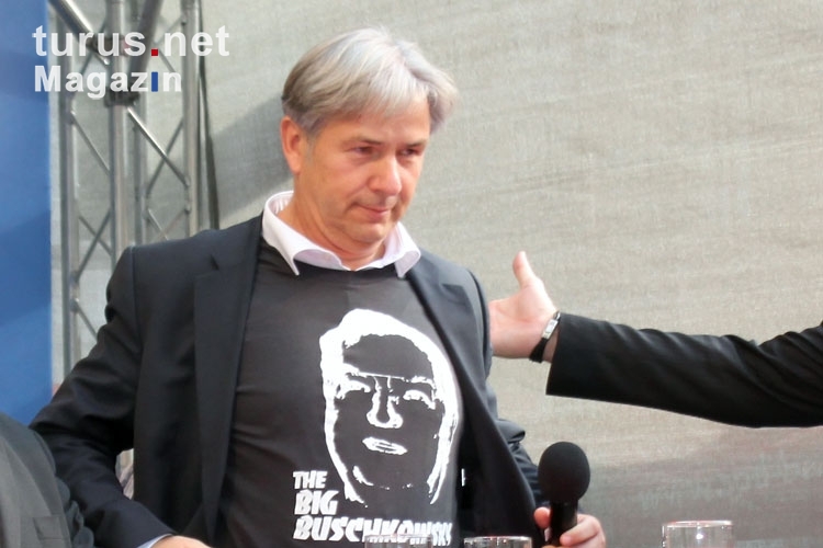 Berlins Bürgermeister Klaus Wowereit beim Wahlkampf in Neukölln