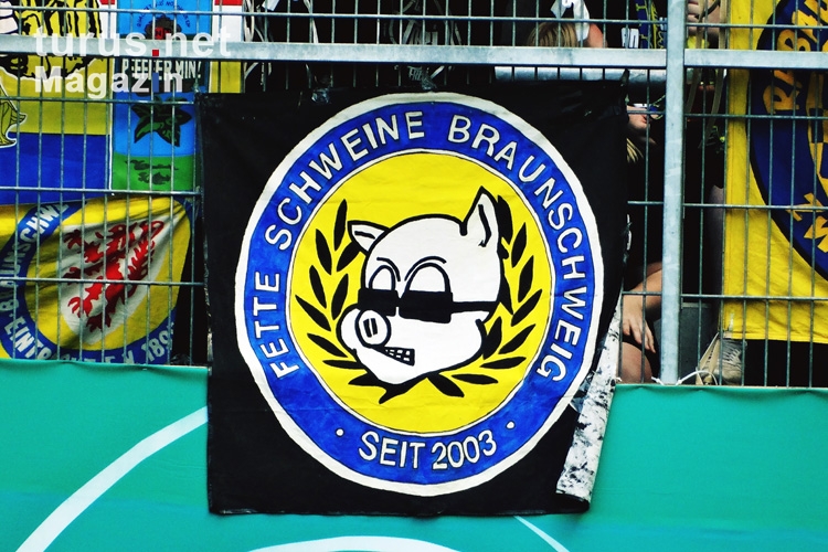 Eintracht Braunschweig beim Halleschen FC