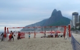 Beachvolleyballfeld am Strand von Ipanema