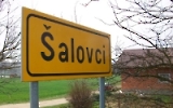 Ortseingangsschild der slowenischen Ortschaft Salovci