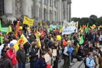Atomkraft-Gegner vor dem Reichstag in Berlin