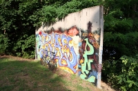 Reste der Hinterlandmauer am Griebnitzsee, ehemaliger Berliner Mauerstreifen