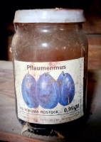 Pflaumenmusglas aus der DDR
