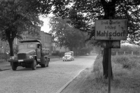 Ortseingang von Groß-Berlin, Stadtteil Mahlsdorf, Anfang der 50er Jahre, DDR / SBZ