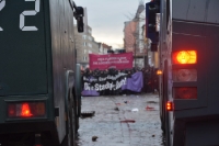 Polizei bricht Rote Flora Demo in Hamburg ab