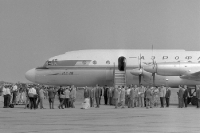 Eine IL18 der Aeroflot auf dem Flughafen Berlin-Schönefeld, Staatsbesuch in der DDR, 1963
