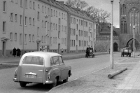 alter Wartburg in Neubrandenburg, DDR, 60er Jahre