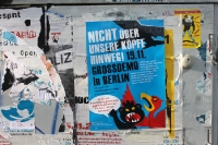 Nicht über unsere Köpfe hinweg - Plakat: Aufruf zur Großdemo am 19. November 2011 in Berlin