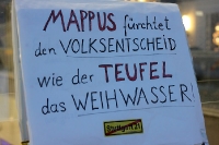 Kundgebung der Stuttgart-21-Gegner in Berlin am Potsdamer Platz