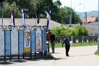 Stand mit serbischen Fahnen in Banja Luka