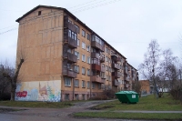 Wohnblock in der estnischen Hafenstadt Paldiski