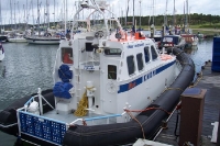 Rettungsboote der KNRM im Hafen von Vlieland