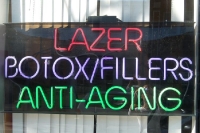 Lazer, Botox Fillers, Anti Aging - Schönheitswahn in den USA