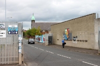 Sicherheitstor zwischen den katholischen und protestantischen Stadtvierteln von Belfast