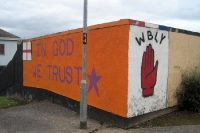 im protestantischen Viertel von Derry ...