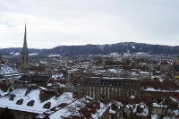 Blick auf die Finanzmetropole Zürich im Winter - Zentrum der Schweizer Banken