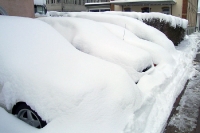 zugeschneite Autos in Basel