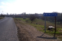 Ortseingang von Eriklice nahe Kirklareli in der Türkei / Türkiye
