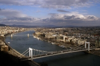 Blick auf die Innenstadt von Budapest und die Donau