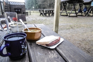 Picknick am Forsthaus im Briesetal