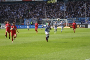 Spielszenen Heidenheim in Duisburg 12-05-2019
