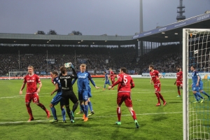 Spielszenen Kaiserslautern gegen Bochum