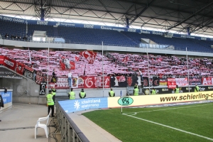 Westkurve Schal Choreo Kaiserslautern Fans in Duisburg