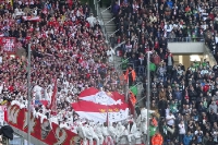 Kölner Fans in Gladbach 2015