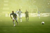 gelbe Nebelschwaden beim Duell 1. FCM gegen Jena